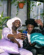 Load image into Gallery viewer, Pearl Satin Reversible Bonnet