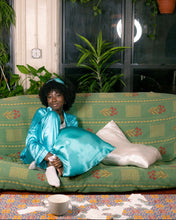 Load image into Gallery viewer, Satin Pillowcases